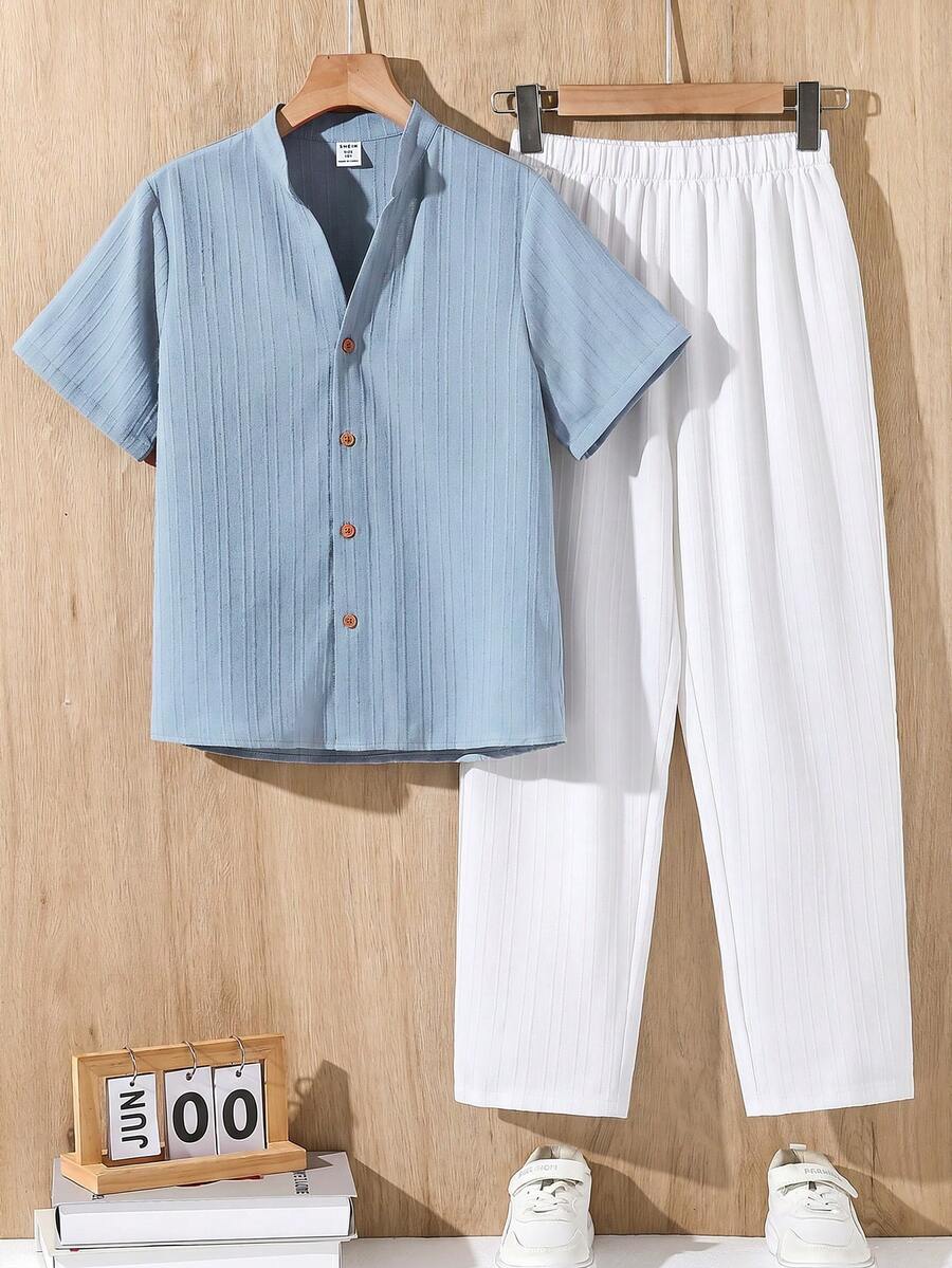 SHEIN 2件組兒童青少年男孩休閒日常舒適立領鈕扣開襟寬鬆短袖襯衫與直筒寬鬆長褲梭織套裝 - 彩色 - 查看 1