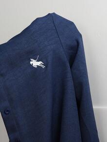 SHEIN EZwear 海軍藍編織騎士刺繡休閒長袖襯衫與長褲套裝 - 藏蓝色 - 查看 7