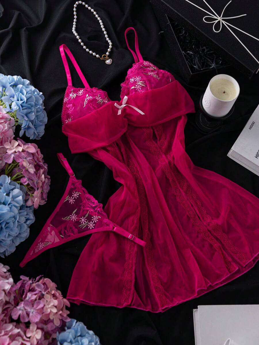SHEIN 女款性感蕾絲拼接 3D 蝴蝶結裝飾細肩帶睡裙與三角內褲 2 件組 - 玫紅色 - 查看 1