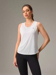 OutZeal 女款戶外挖背無袖背心 T-shirt，適合徒步、露營、跑步 - 白色 - 查看 7