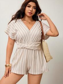 Enliva Plus Size Summer Casual Solid Color V-Neck Batwing Sleeve Pleated Romper - Green - View 5
