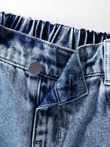 SHEIN Elladie kids 女童牛仔長褲，四季新款，時尚休閒，復古中藍色牛仔，彈性腰帶不對稱設計，後口袋蝴蝶結刺繡圖案，時尚直筒版型，柔軟舒適面料，日常百搭時尚風格，春/秋新款女童牛仔長褲 - 中等水洗藍 - 查看 8