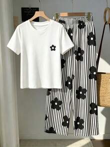 SHEIN Genkimix Kids 2件/套基礎休閒慵懶純色套裝，馬印花，不規則下擺，側面抓皺設計，圓領短袖T恤，搭配黃色條紋紋理布料直筒長褲套裝，適合日常/外出多種場合，春/夏/四季風格，幼女套裝，兒童日常舒適夏季穿搭，女童套裝 - 黑與白 - 查看 3