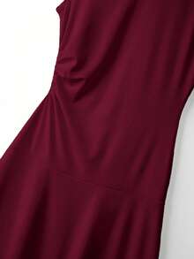 SHEIN Franclia 女款純色圓領抓皺收腰優雅派對洋裝 - 酒紅色 - 查看 5