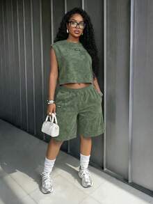 Slaydiva Round-Neck Sleeveless Loose Vest + Five-Pocket Pants In Military Green, With Elastic Waist And Imitation Snowflake Fabric. New Style For Summer, Music Festival, Valentine's Day, Easter, Casual, Minimalist, Basic Style, Y2K, Street Sweet Style. Best-Selling, For Daily Date, Women's Two Pieces Set - A - Army Green - View 5