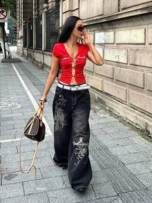 Coolane 女款夏秋街頭風外出穿搭 龐克休閒復古水洗十字印花純棉黑色寬鬆低腰寬腿牛仔哈倫褲 - 黑色 - 查看 6