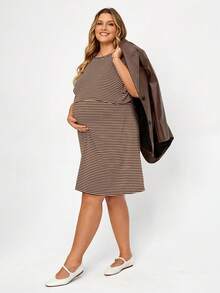Plussiva Plus Size Striped Round Neck Short Sleeve Pocket Nursing Dress For Pregnant Women - Brown - View 5