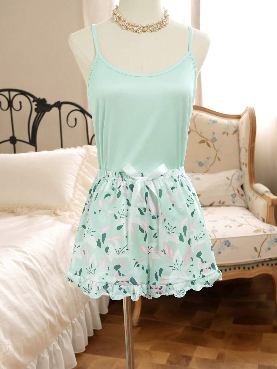 DUSKBASE Standard Size Women's Camisole Top And Lily Pattern Shorts Pajama Set - Multicolor - View 1