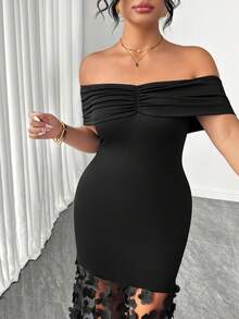 Elenzga Elegantes und raffiniertes Partykleid Große Größen für Damen, Off-Shoulder, mit geraffter Taille, strukturiertem Stoff und Patchwork-Design - Schwarz - Übersicht 7