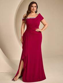 Coutiva Plus Size Women's Rhinestone Decorated Asymmetric Neck Elegant Formal Evening Gown (Heavy Embellished Style) - Burgundy - View 5