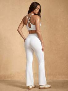 Silquee Women's Solid Color Hollow Simple Fitted Casual Sports Bra - White - View 3