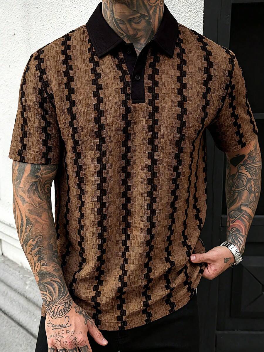 Manfinity Homme Kemeja Polo Pria Ukuran Besar Gaya Klasik Bertekstur Longgar, Kerah Kontras Lengan Pendek, Polo untuk Perjalanan Kantor bagi Profesional Muda - Coffee Brown - View 1