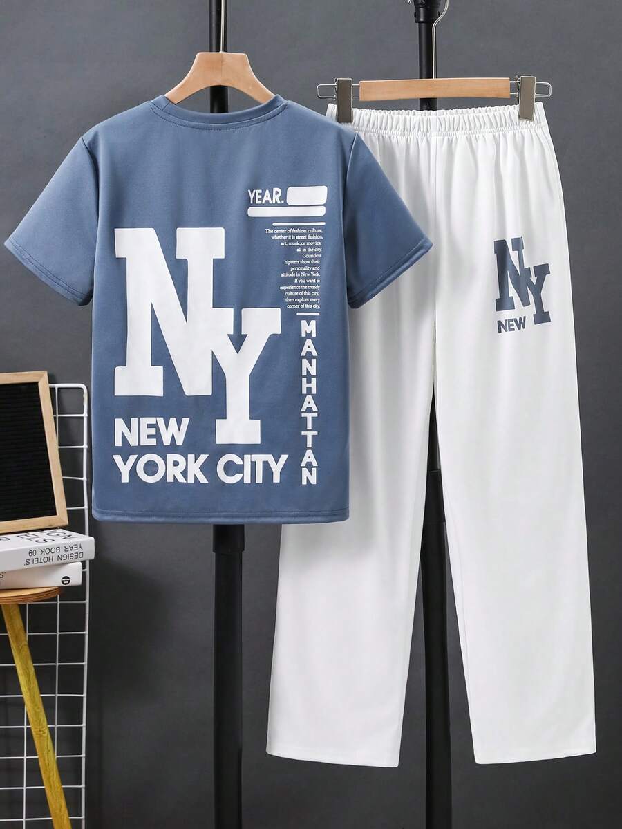 SHEIN Setelan Kaos Lengan Pendek Kerah Bulat dengan Cetakan Huruf di Bagian Belakang dan Celana Panjang dengan Saku untuk Anak Laki-Laki (Tween Boy) - Biru - View 1