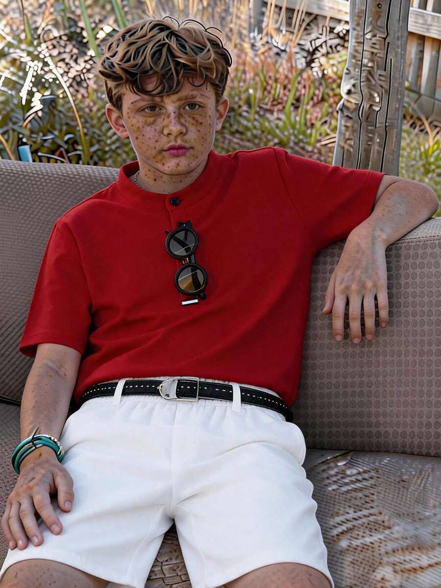 SHEIN 2件組青少年男孩休閒純色立領半拉鍊針織 Polo 衫與梭織短褲套裝 - 彩色 - 查看 1