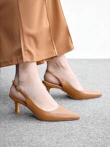 CUCCOO BIZCHIC 女款尖頭扣飾設計百搭時尚高跟鞋 - 杏色 - 查看 5