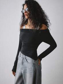 ATUI Studio White Tank Top And Black Off-Shoulder T-Shirt 2 Pieces Set Everyday Day Time Work Night Out Going Out Autumn Casual Minimalist Street Wear Streetstyle - Black - View 2