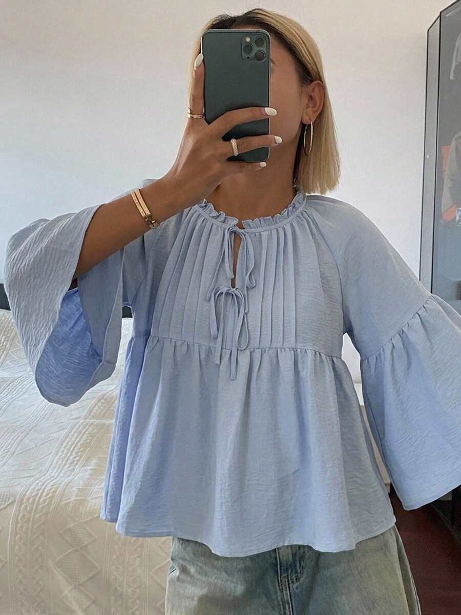 DAZY 女款素色寬鬆短袖圓領百褶休閒度假夏季襯衫上衣 - 藍色 - 查看 1