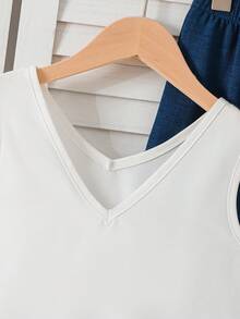 SHEIN Elladie kids 女童春夏新款休閒通勤兩件套，精緻刺繡V領無袖鏤空燒花寬鬆背心上衣，搭配收腰編織雙色斜紋寬鬆長褲，適合日常休閒出遊 - 白色 - 查看 9