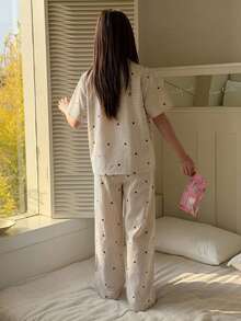 DAZY Conjunto de ropa de estar en casa para niña preadolescente con estampado de corazones en todo el Body y ribete en contraste, ropa de otoño - Beis - Ver 8