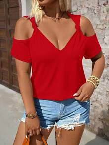 Breezaya Plus Size Solid Color Vacation Sexy Off-Shoulder Front Knot Ruched T-Shirt - Red - View 4