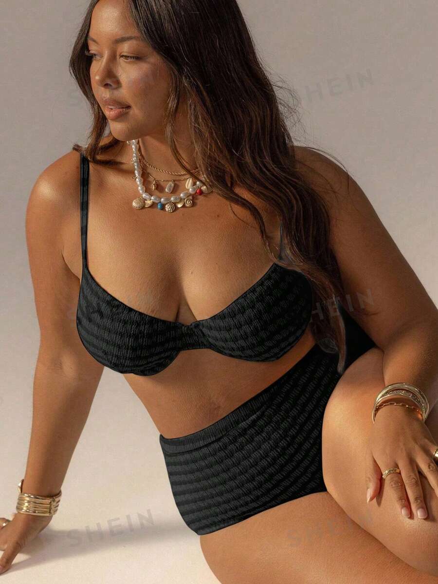 Aralina Curve 可爱条纹钢圈高腰比基尼套装,附赠泳衣袋,适合度假和七月四日国庆节,是夏季装扮和海滩休闲的完美之选。 - 黑色 - 查看 1