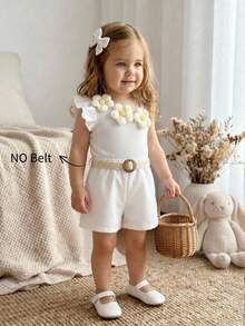 SHEIN Playful Pals 女嬰優雅3D花朵不對稱領口上衣 + 白色休閒時尚短褲 2件套 - 白色 - 查看 5