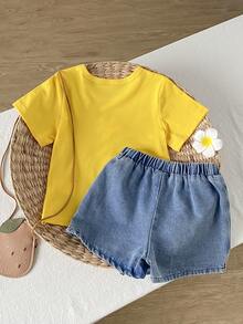 SHEIN Playful Pals 女童休閒圓領短袖牛仔印花短褲套裝，3D花朵鬆緊腰帶，適合夏季 - 黃色 - 查看 2