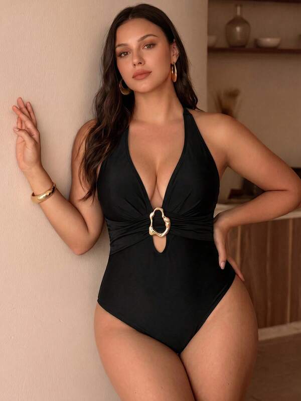 Swim Chiccia 2026 New French Minimalist Elegant Metal Trim Black Plus Size One-Piece Swimsuit