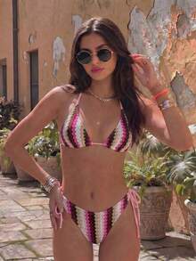 Swim Vcay 女款兩件式泳衣套裝，彩色波浪條紋特殊面料綁帶三角比基尼上衣，極簡優雅休閒度假風 - 彩色 - 查看 1