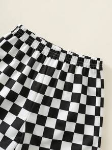 SHEIN 2pcs/Set Baby Boy Summer Cute Casual Knitted Printed Short Sleeve T-Shirt And Elastic Waist Checkered Pattern Shorts Set, Racing Set, Checkered Set, Infant Set, Summer Set, Cute Set - Multicolor - View 5