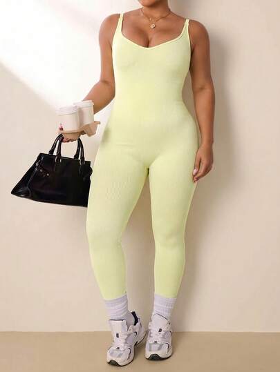 Seamluxe SHEIN Sport 大尺碼女款細肩帶運動連身褲，露背肩帶U領羅紋外穿連身褲，無縫緊身瑜伽運動一體式長褲