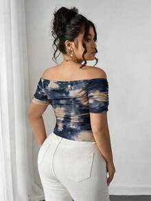 SHEIN Clasi Plus Size Tie-Dye Short Sleeve T-Shirt With Off Shoulder Neckline And Side Ruched Detail - Multicolor - View 2