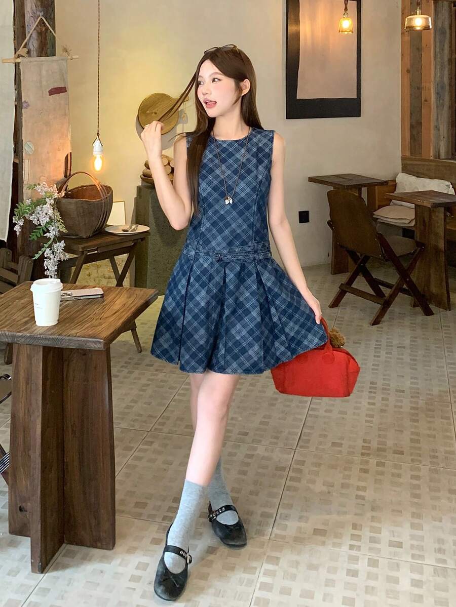 DAZY Women's Round Neck Plaid Sleeveless Korean Style Denim Dress School - Blue - View 1