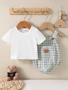 SHEIN Neugeborenen Baby Jungen Sommer Set, salbeigrüner gerippter Kurzarm-Romper mit 3D-Bären-Patch, Hosenträger, Baumwollmischung atmungsaktiv, lässiges Familien-Matching-Outfit - Grün - Übersicht 5