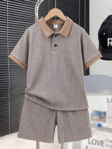 SHEIN Set 2pcs/Set Kemeja Polo Lengan Pendek Kerah Lipat Longgar Polos dan Celana Pendek, Pakaian Kasual untuk Berpergian, Sekolah, Sehari-hari, Olahraga, Cocok untuk Musim Semi/Panas - MultiWarna - View 7