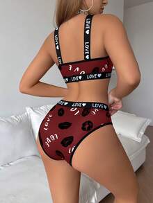 SHEIN 女款字母與唇印內衣與三角內褲休閒日常內衣套裝 - 紅色 - 查看 2