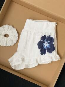 Comfortcana Women's Floral Print Pleated Casual Versatile Everyday Shorts - White - View 2