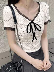 FRIFUL 女款波點印花對比蕾絲前綁帶短袖T恤 夏季 - 白色 - 查看 5