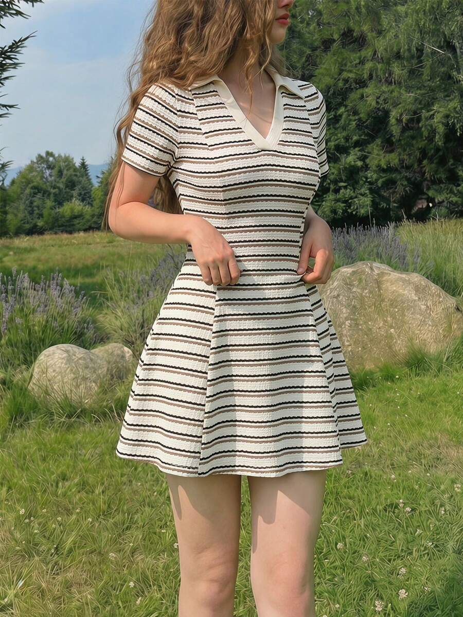 SHEIN Tween Girls Collared Short Sleeve Academy Style Split A-Line Dress, Fashionable And Comfortable For Spring/Summer - Multicolor - View 1