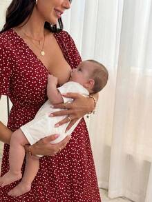 SHEIN 孕婦哺乳服花卉印花v領襯衫 - 紅色 - 查看 5