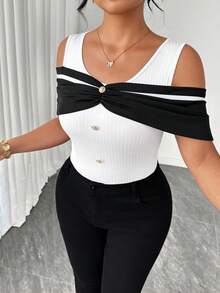 Elenzga Plus Size Women's Elegant Color Block Off-Shoulder Black & White Striped Elastic Fitted Top, Black & White Top, Party Dress, Spring/Summer Top, Beach Wear, Elegant Party Top, Casual Top, Wedding Guest Top, Women's Luxury Evening Gown, Women's Vacation Wear, Women's Graduation Top, Women's Birthday Top, Summer Holiday Wear, Women's Office Commute Wear, Women's Country Style - Black and White - View 4