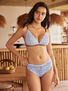 Lullawish 女款蕾絲性感優雅內衣文胸內褲套裝 - 藍色 - 查看 3