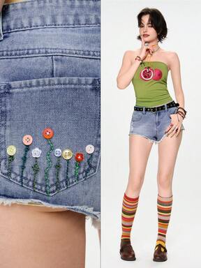 Sweetness Damen Vintage süß Y2k Mori Stil Cottagecore Knopf Pflanzen Stickerei lockere Denim Shorts Alltag Hellblau Blumen Sommer Rave Nachtclub
