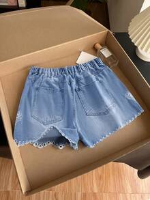 GlowEve CURVE Plus Size Women's Spring/Summer Embroidered Denim Shorts Vacation Beach Light Blue Casual - Light Wash - View 2