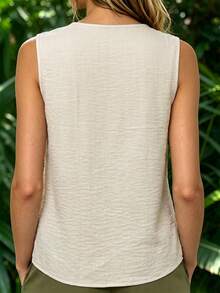 Balvessa Blusa casual de verano para uso diario cómoda con cuello en V, volantes fruncidos y sin mangas - Albaricoque - Ver 2
