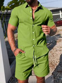 Manfinity Homme Conjunto casual de camisa de manga corta y pantalones cortos de unicolor para hombre - Verde Oliva - Ver 4