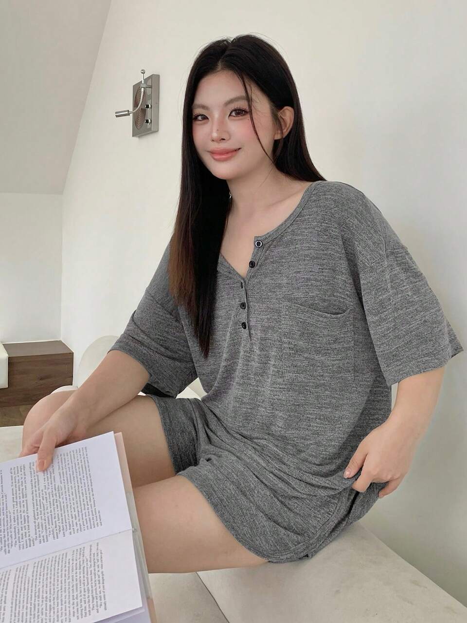 Dazy Plus Summer Minimalist Comfortable Knit T-Shirt & Shorts Pajama Set, Plus Size Women's Spring/Summer Loungewear Outfit