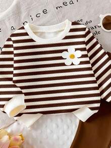SHEIN Vintaside Kids 2件組女嬰休閒時尚簡約甜美 3D仿刺繡花卉對比條紋紋理印花圓領衛衣與純色喇叭褲套裝，適合秋冬、日常、戶外穿著，百搭基本款，時尚返校穿搭 - 彩色 - 查看 4