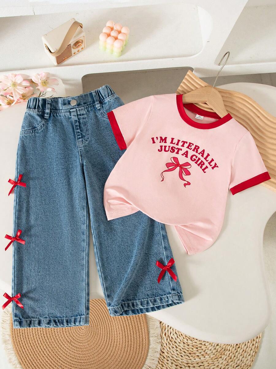 SHEIN Elladie kids 女童秋季新款極簡風狩獵領袖口拼色英文字蝴蝶結印花T恤，休閒直筒彈力腰側蝴蝶結牛仔褲，校園穿搭
