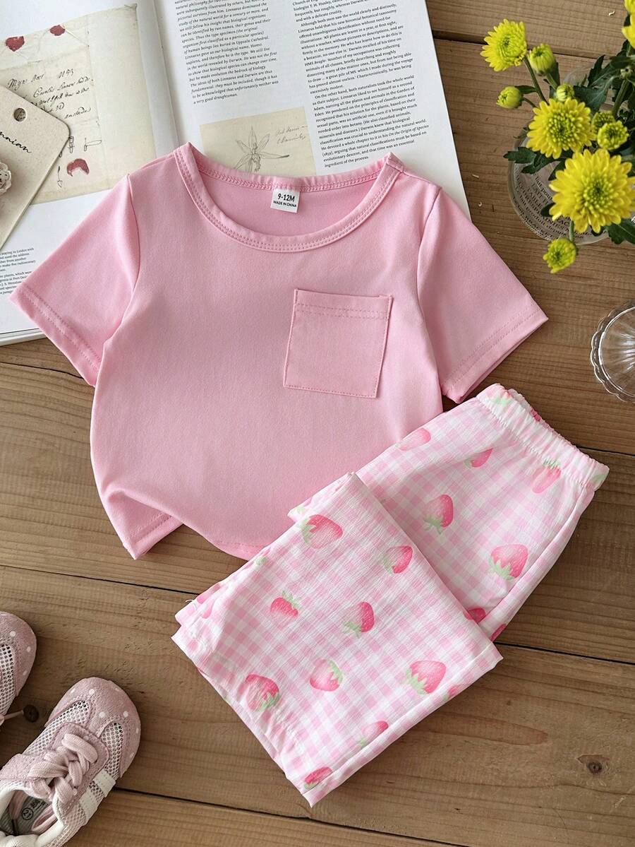 SHEIN 女嬰 0-3歲夏季&秋季休閒可愛風 2件/套外出套裝，短袖純色簡約上衣&草莓印花長褲，舒適衣著適合戶外活動 - 粉色 - 查看 1